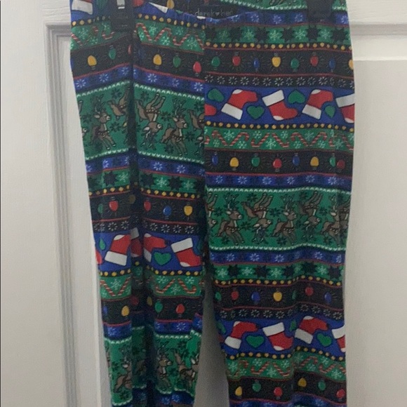 soft christmas pants❤️💚 - Picture 1 of 4